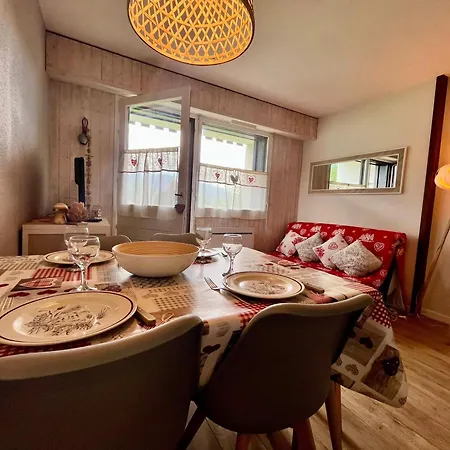 Cocooning Avec Balcon, Parking Souterrain Au Coeur De - Fr-1-624-70 *